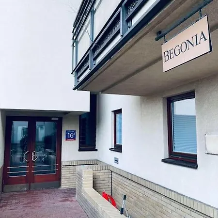 Apartman Shiraz Garden Varsó