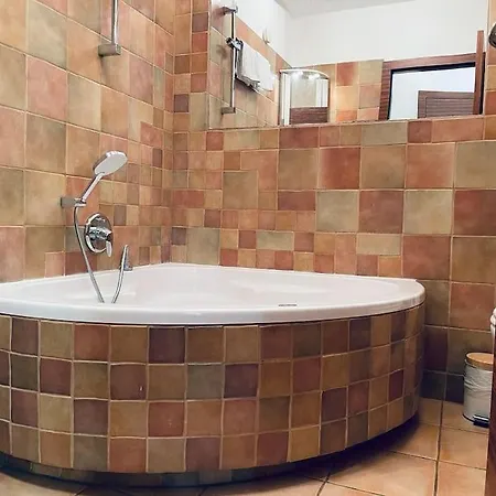 Apartman Shiraz Garden Varsó